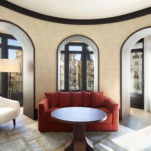 Connecting Family Suite